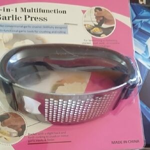 Stainless Steel Garlic Press